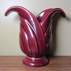 burgundy tulip ceramic vase vintage 827 Canmark Pottery (W4608)